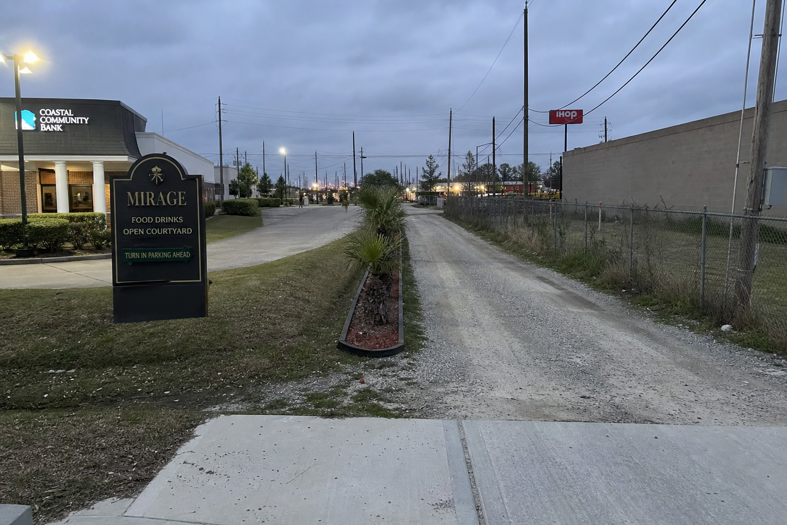 Realistic entrance 8768